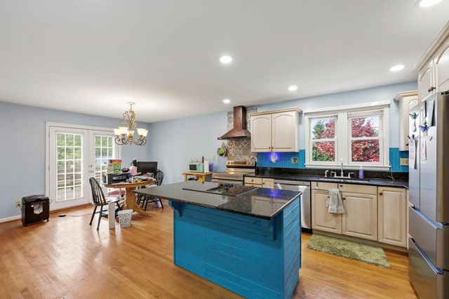 90 Hume Bedford Road, Paris, KY 40361