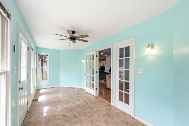 90 Hume Bedford Road, Paris, KY 40361