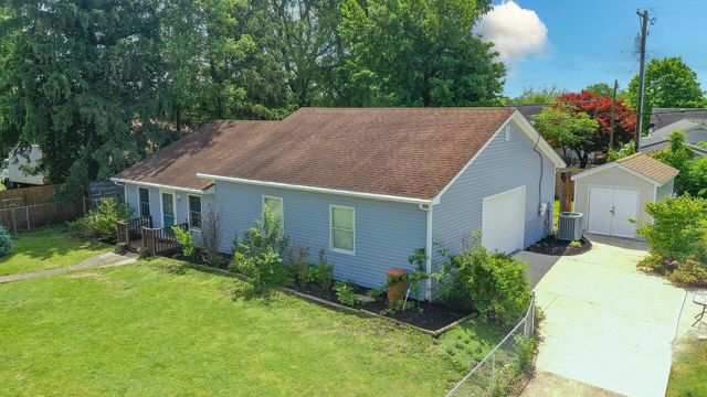 90 Hume Bedford Road, Paris, KY 40361