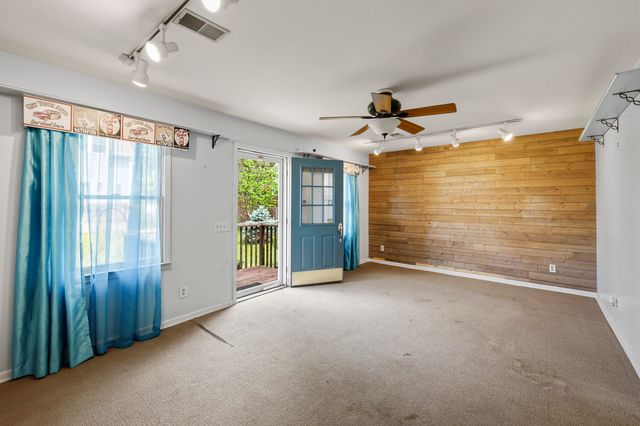 90 Hume Bedford Road, Paris, KY 40361
