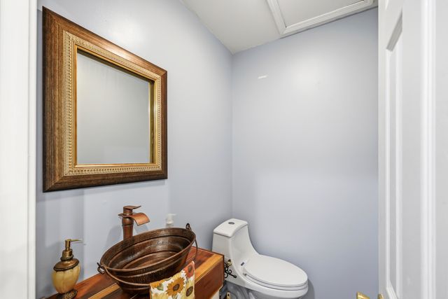 90 Hume Bedford Road, Paris, KY 40361