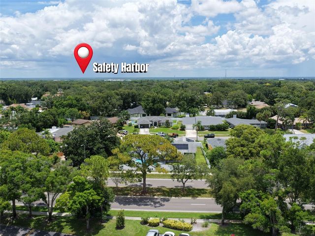 2836 COUNTRYSIDE BOULEVARD 123, Clearwater, FL 33761