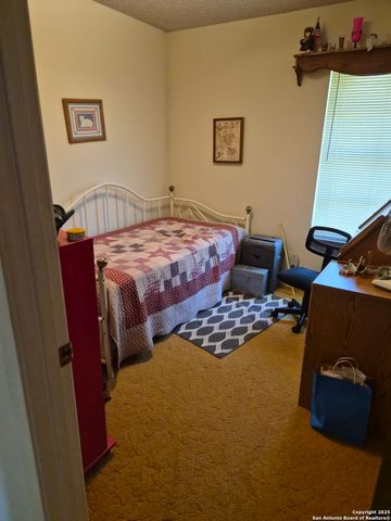 8020 W Dixon, Somerset, TX 78069