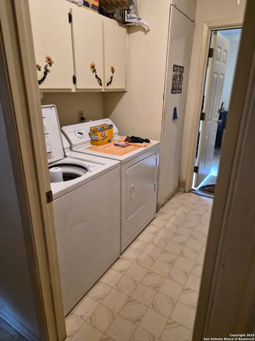 8020 W Dixon, Somerset, TX 78069