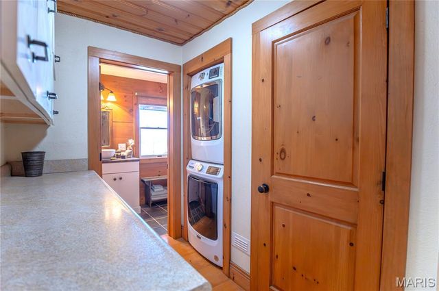 14225 Highway 68 South, St James, MO 65559