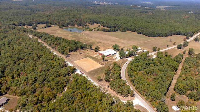 14225 Highway 68 South, St James, MO 65559