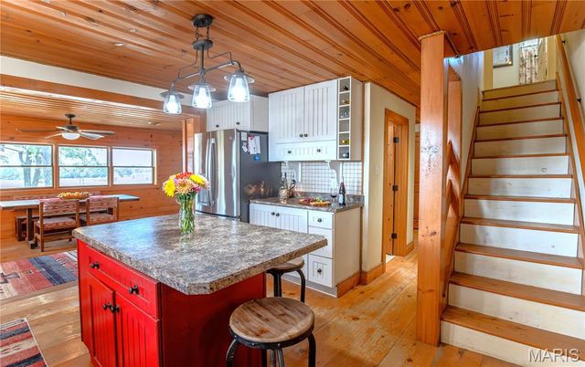 14225 Highway 68 South, St James, MO 65559