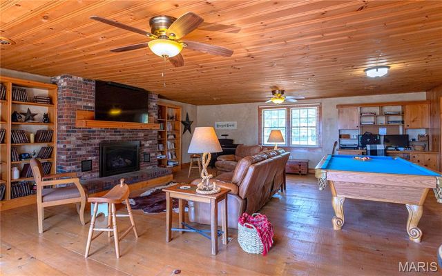 14225 Highway 68 South, St James, MO 65559