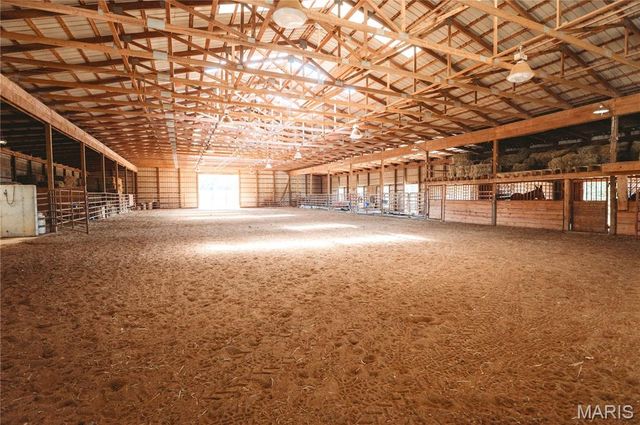 14225 Highway 68 South, St James, MO 65559