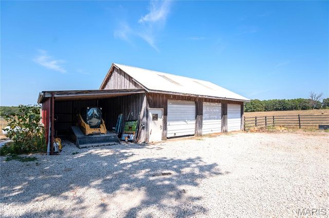 14225 Highway 68 South, St James, MO 65559