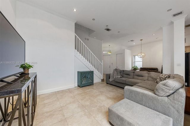 1104 Redwood Street, Hollywood, FL 33019