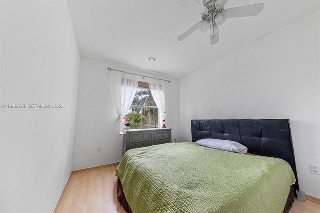 1104 Redwood Street, Hollywood, FL 33019