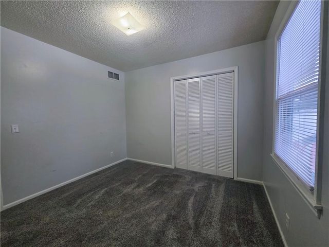 1818 Hilltop Drive, Country Club, MO 64505