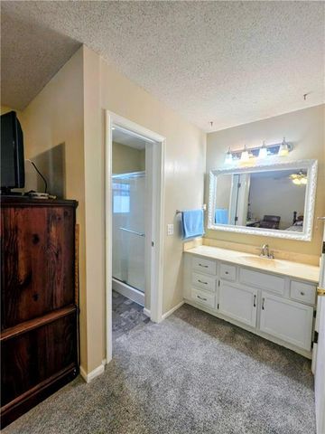 1818 Hilltop Drive, Country Club, MO 64505