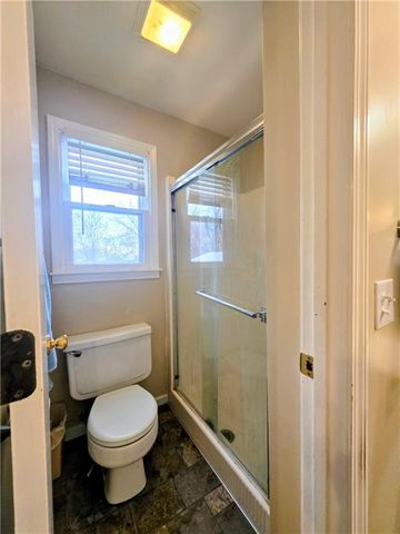 1818 Hilltop Drive, Country Club, MO 64505