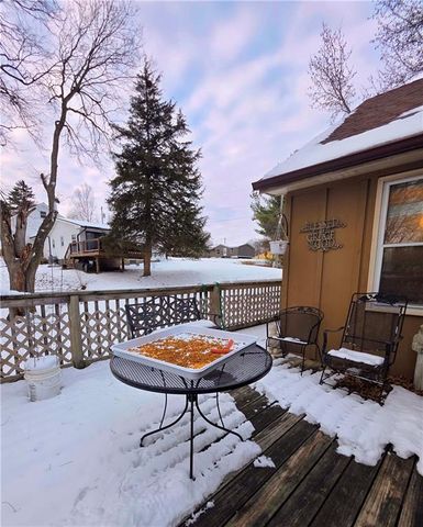 1818 Hilltop Drive, Country Club, MO 64505