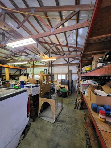 1818 Hilltop Drive, Country Club, MO 64505