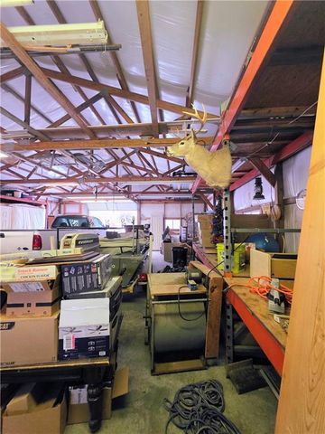 1818 Hilltop Drive, Country Club, MO 64505