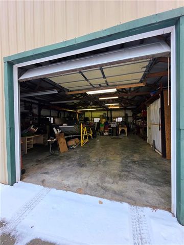 1818 Hilltop Drive, Country Club, MO 64505