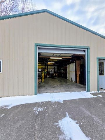 1818 Hilltop Drive, Country Club, MO 64505