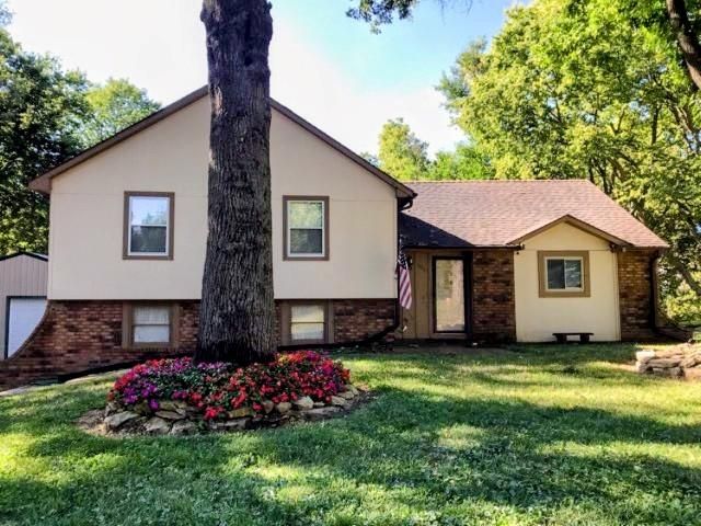 1818 Hilltop Drive, Country Club, MO 64505