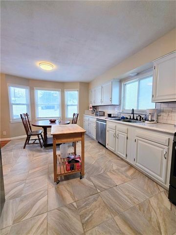 1818 Hilltop Drive, Country Club, MO 64505