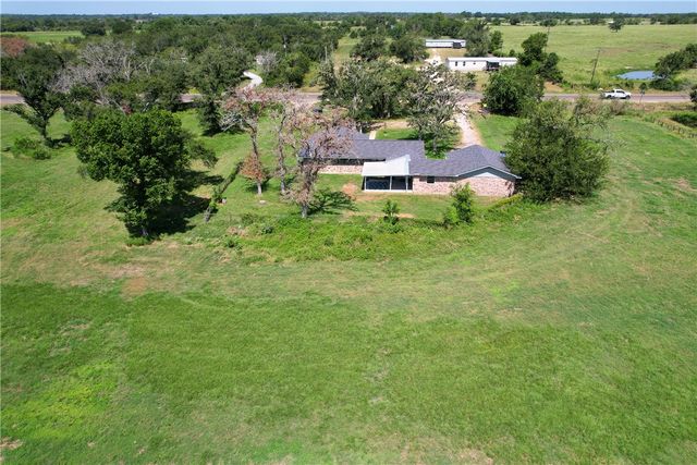 21356 North Highway 90 N, Bedias, TX 77831