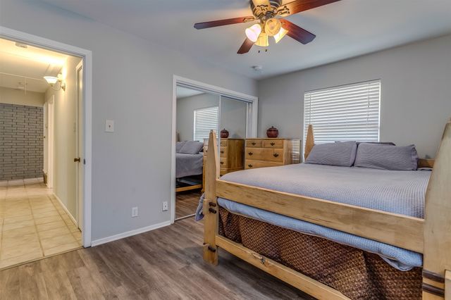 2221 N Mill Street, Lewisville, TX 75057