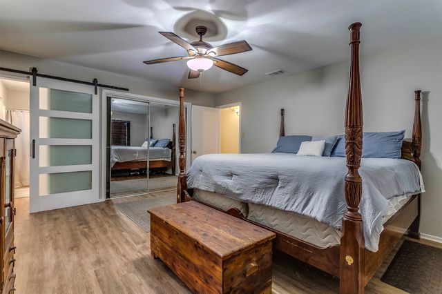 2221 N Mill Street, Lewisville, TX 75057