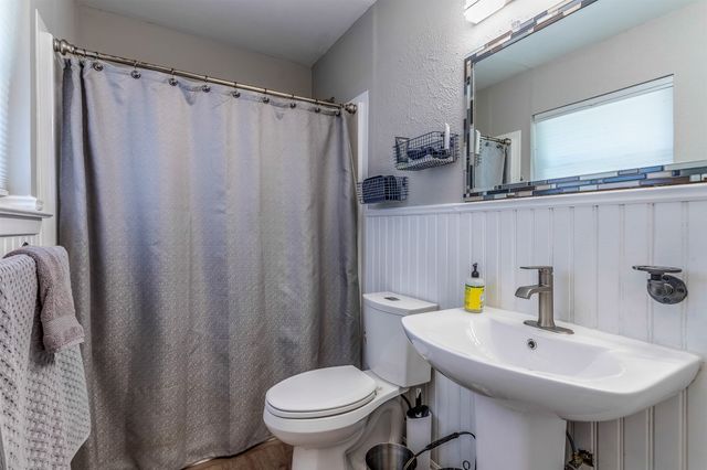 2221 N Mill Street, Lewisville, TX 75057