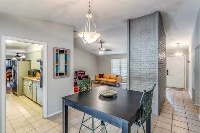 2221 N Mill Street, Lewisville, TX 75057