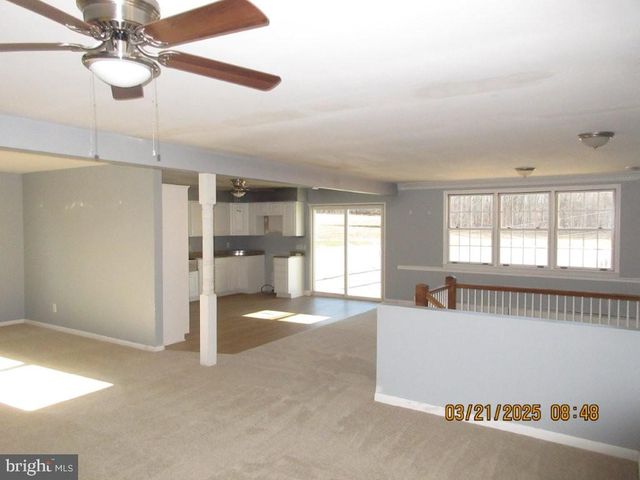 6611 STELTZ RD, Glen Rock, PA 17327