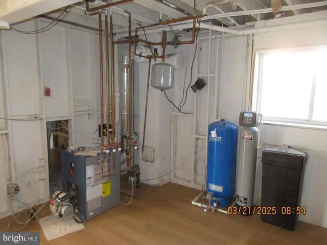 6611 STELTZ RD, Glen Rock, PA 17327