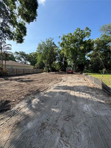 1207 PINE AVENUE NW, Largo, FL 33770