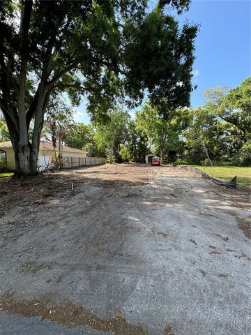 1207 PINE AVENUE NW, Largo, FL 33770