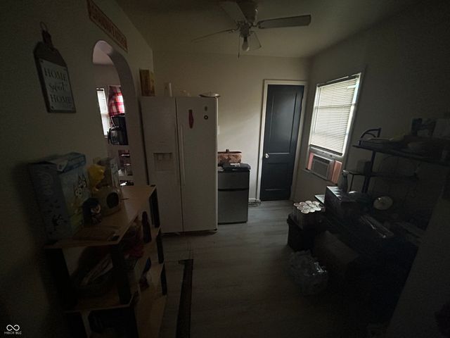 3719 Kinnear Avenue, Indianapolis, IN 46218