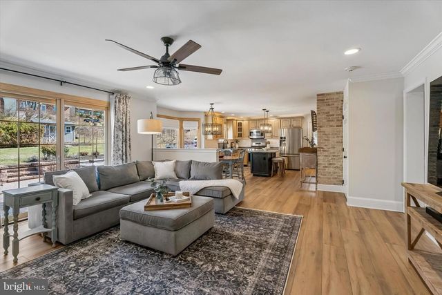 649 GLENDALE RD, Havertown, PA 19083