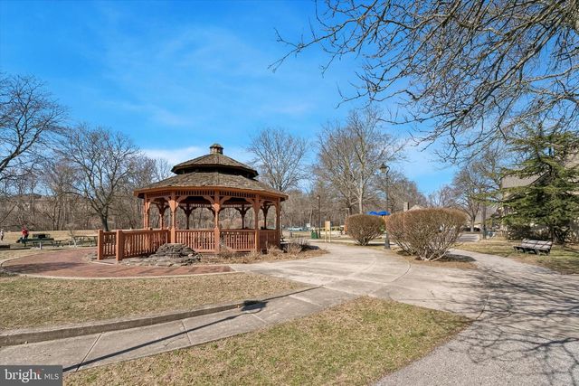 649 GLENDALE RD, Havertown, PA 19083