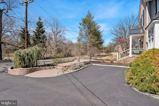 649 GLENDALE RD, Havertown, PA 19083