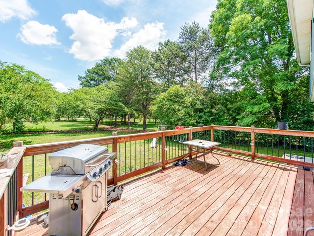 1741 Lexington Place NW, Concord, NC 28027