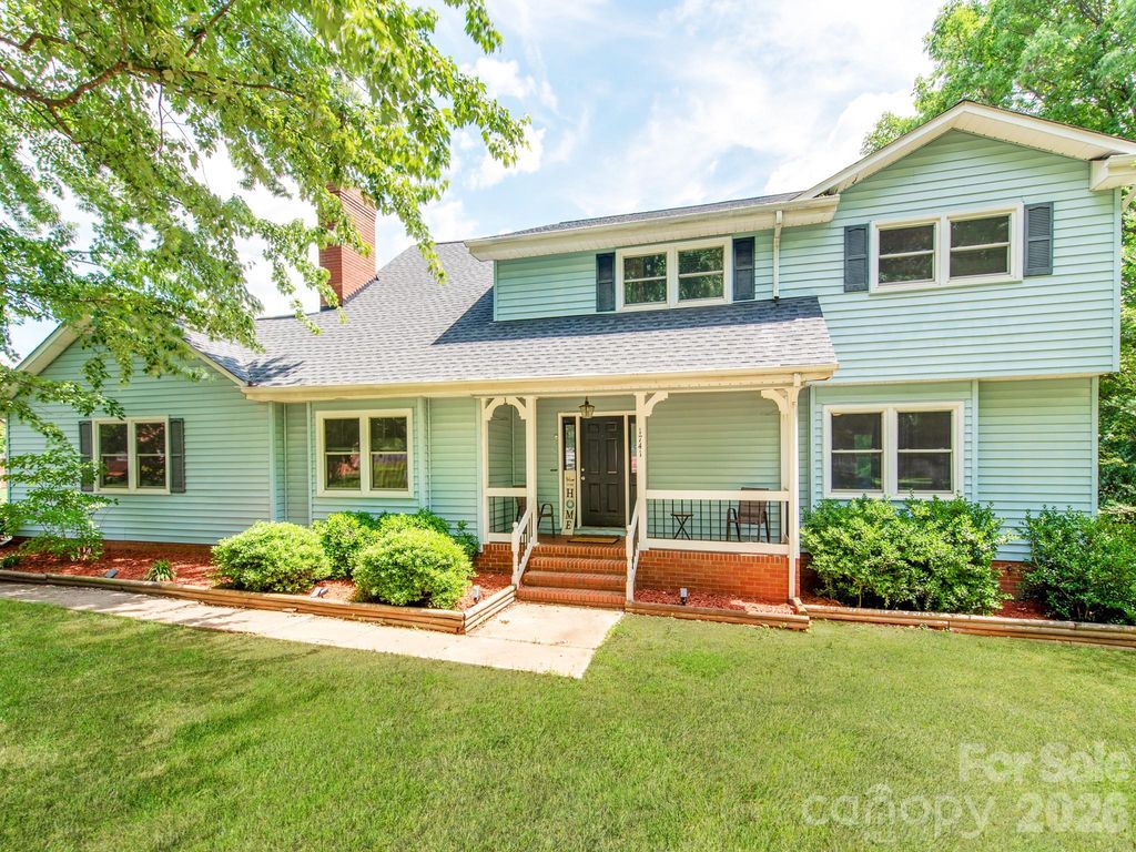1741 Lexington Place NW, Concord, NC 28027