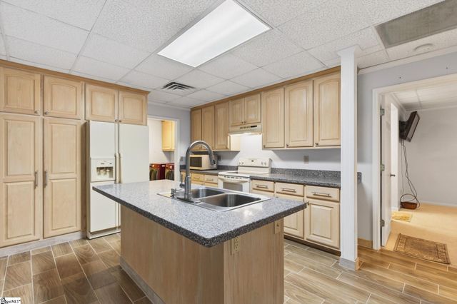 364 Old Highway 25, Travelers Rest, SC 29690