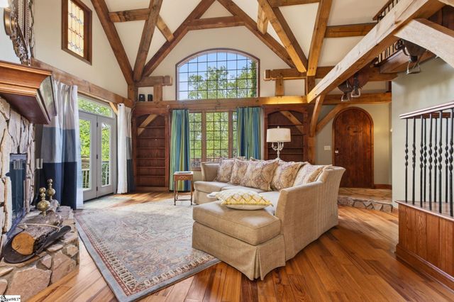 364 Old Highway 25, Travelers Rest, SC 29690