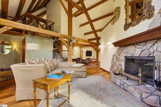 364 Old Highway 25, Travelers Rest, SC 29690