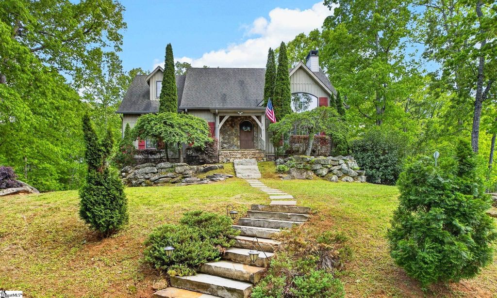 364 Old Highway 25, Travelers Rest, SC 29690