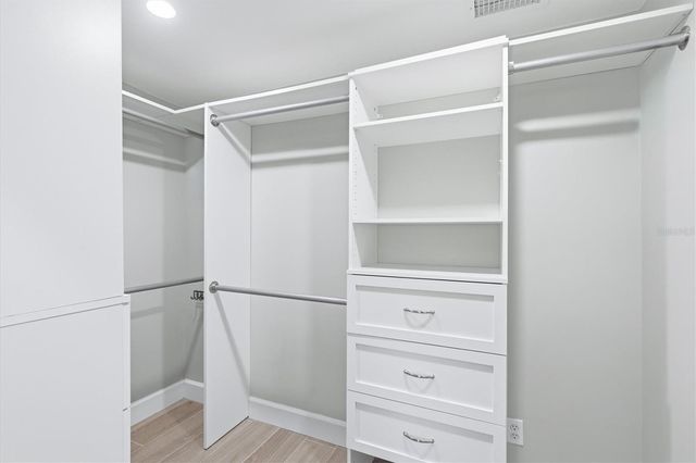 670 SUNSET DRIVE S, St Petersburg, FL 33707