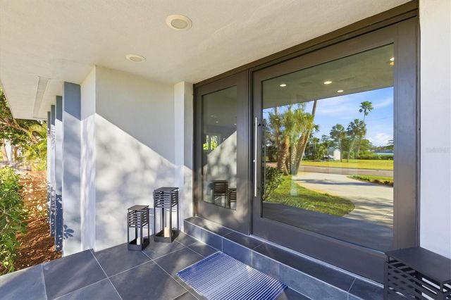 670 SUNSET DRIVE S, St Petersburg, FL 33707