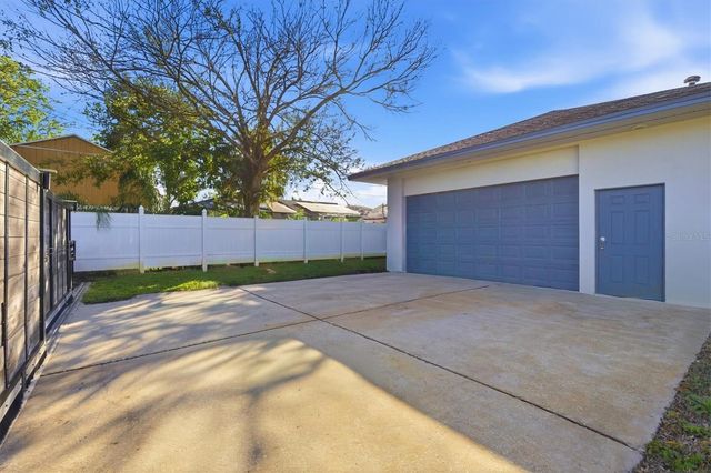 670 SUNSET DRIVE S, St Petersburg, FL 33707