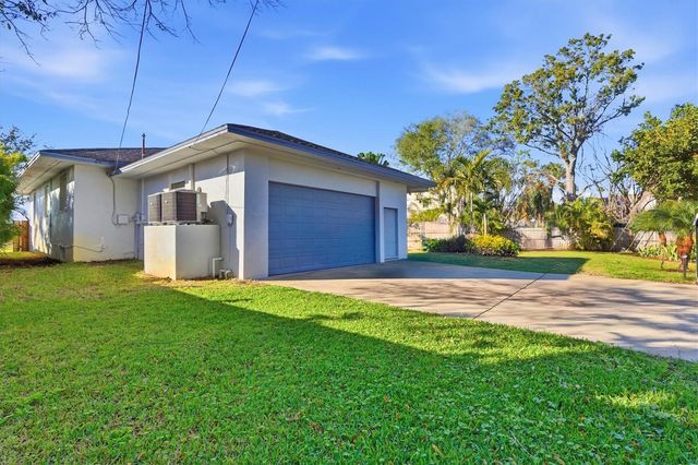 670 SUNSET DRIVE S, St Petersburg, FL 33707