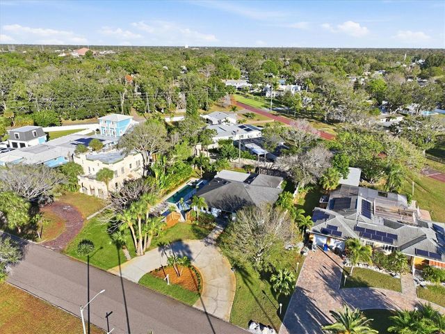 670 SUNSET DRIVE S, St Petersburg, FL 33707